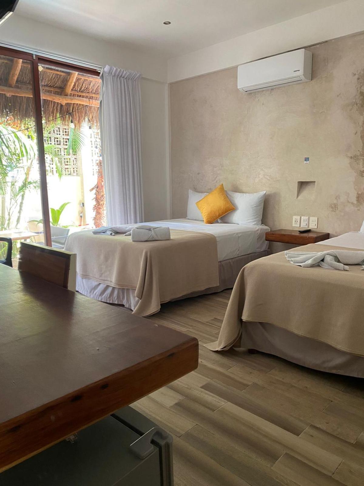 Hotel Pelecanus Suites Holbox Exterior photo