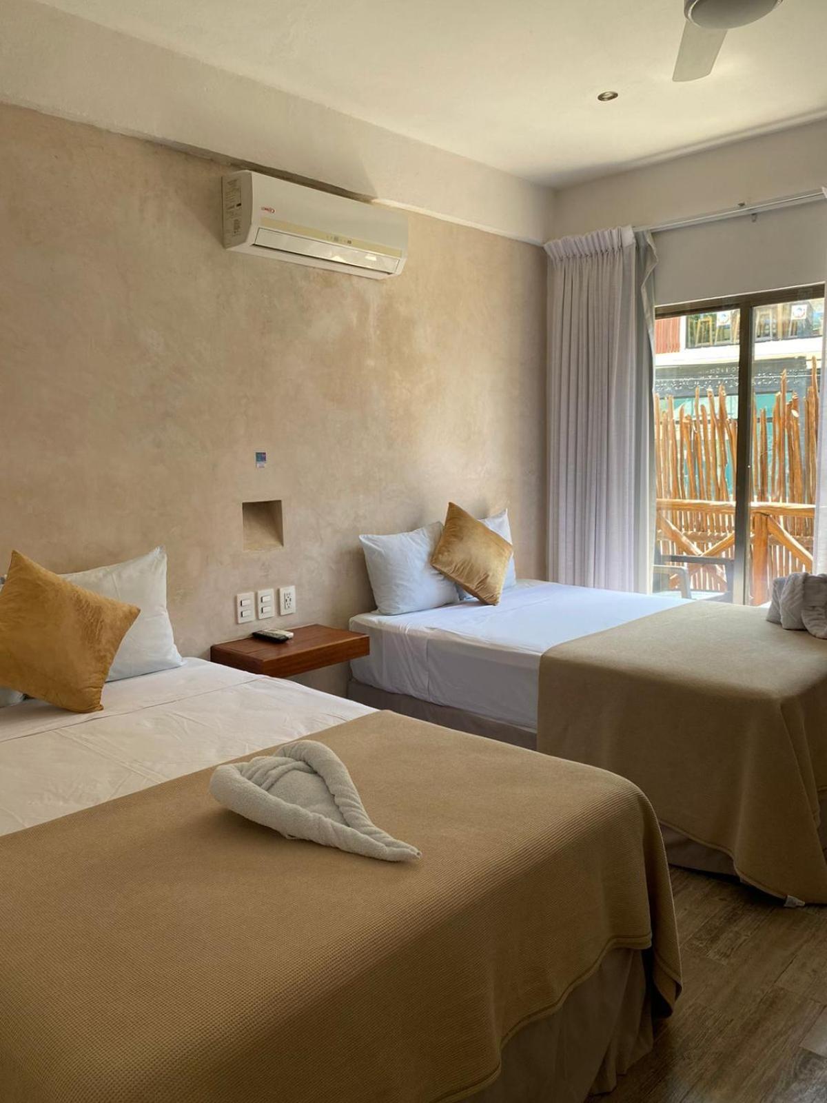 Hotel Pelecanus Suites Holbox Exterior photo